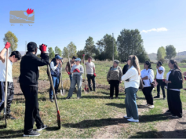Students in Agroforest